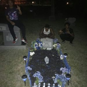 Meet your Posher, Bobby